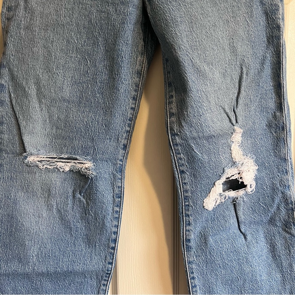 Levi’s Premium Ribcage Straight Ankle - Picture 2 of 6